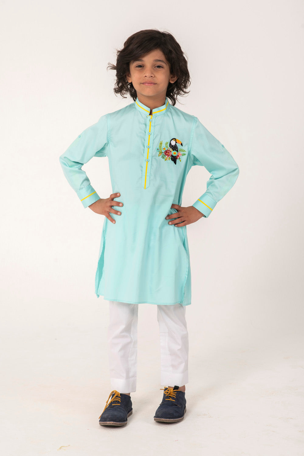 TOKEN BIRD EMBROIDERY KURTA SET