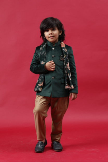 Green Velvet, Jodhpuri Set.