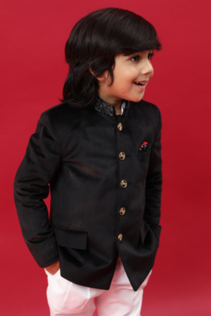 VELVET COLLAR EMBROIDERED JODHPURI SET