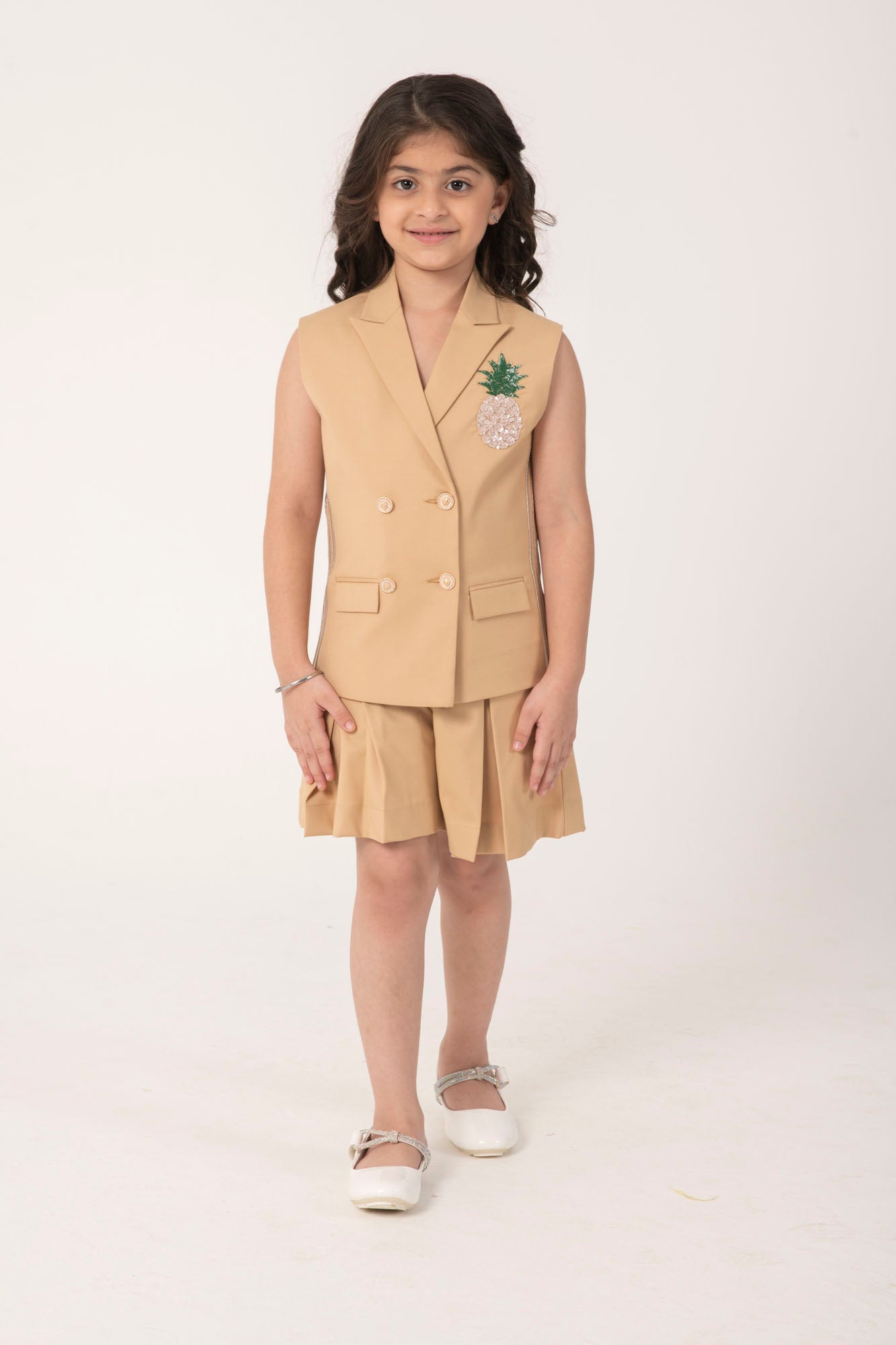 BLAZER SET WITH FORMAL SHORTS EMBELLISHED WITH PINEAPPLE EMBROIDERY