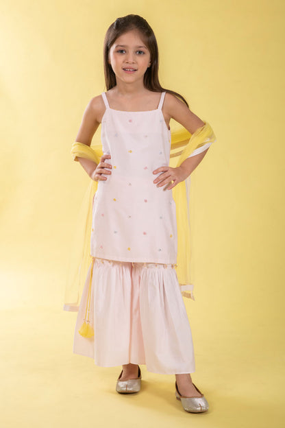 PINK BOOTI STRAPPY SUIT WITH YELLOW DUPATTA.