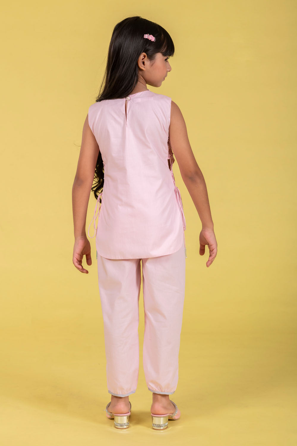 PINK FLORAL EMBROIDERY KURTI WITH JOGGER PANTS.