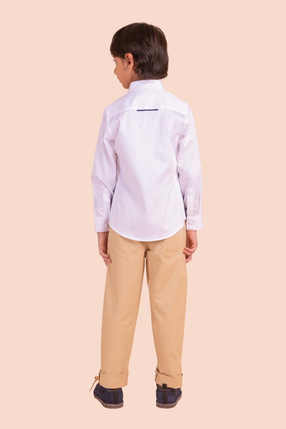 BOAT EMBROIDERY IN WAVE SHIRT